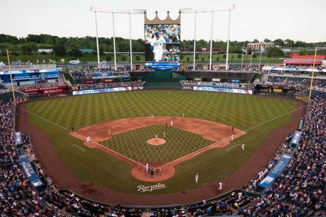 Kauffman Stadium.jpg