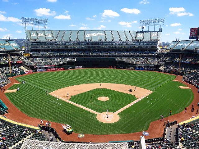 Oakland Coliseum.jpg